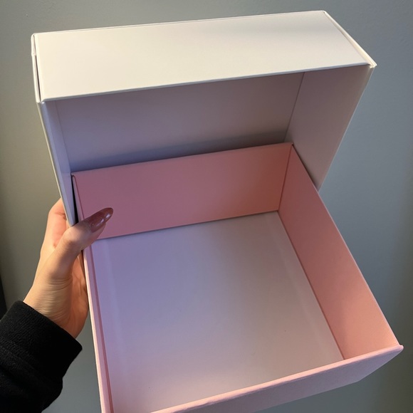 Limited Edition Dior Gift Box - Picture 3 of 3